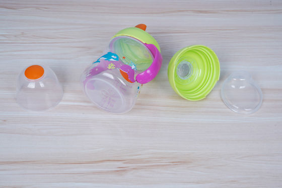 Renversez non 2 dans 1 mois libre de BPA 6 tasse de Sippy de bébé de 6 onces