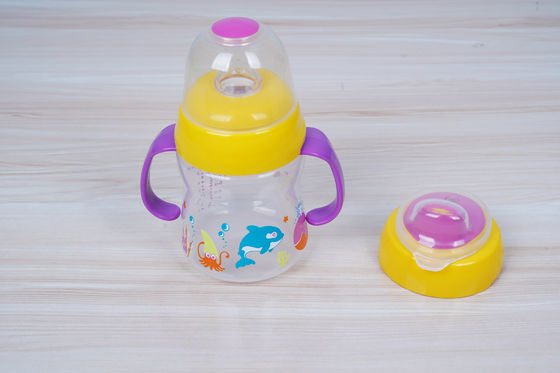 2 dans 1 mois libre de l'aspiration BPA de mamelon 6 tasse de Sippy de bébé de 6 onces