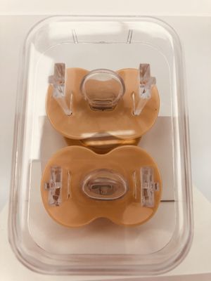 2pcs 0-6 mois de bébé liquide Soother de silicone